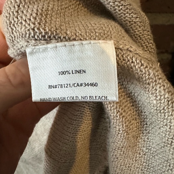 Eileen Fisher 100% Linen Crochet coverup - Picture 4 of 5